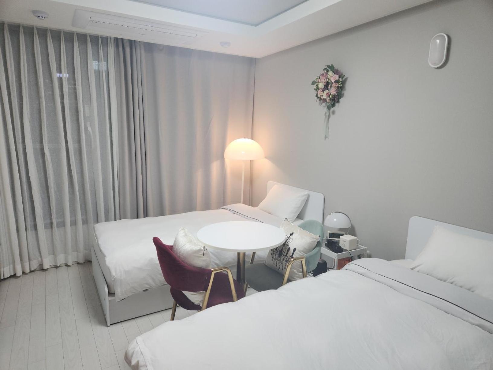 Daegu Star B&B Dsr Hotel Lily Guestroom Eksteriør bilde
