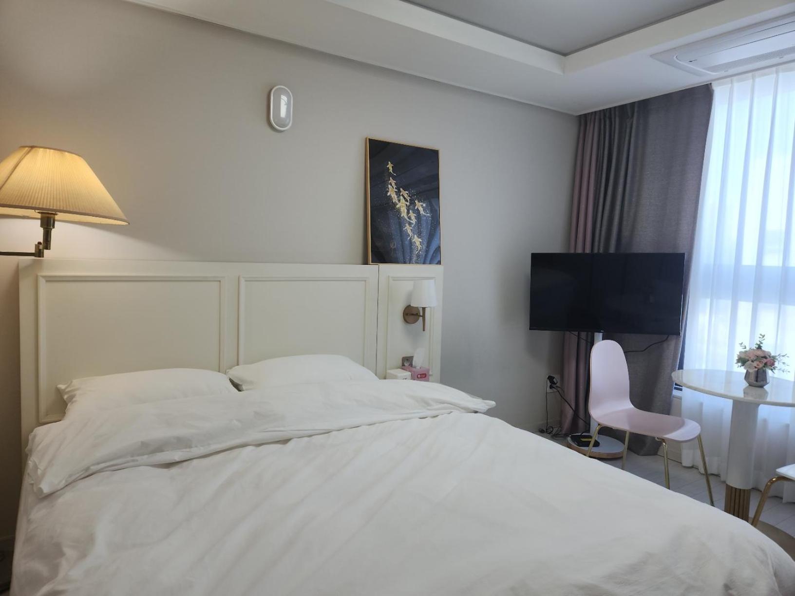 Daegu Star B&B Dsr Hotel Lily Guestroom Eksteriør bilde